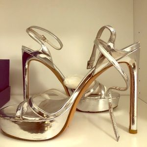 Stuart Weitzman Shoes